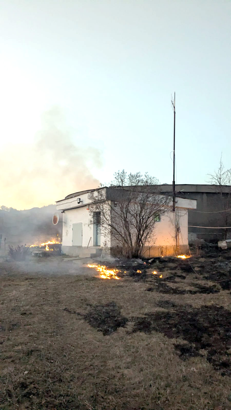 Incendiile de vegetație fac prăpăd la Petroșani