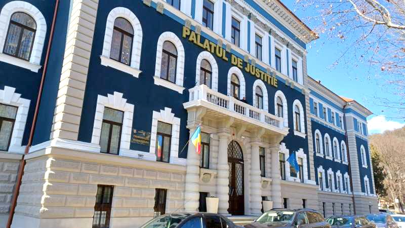 Tribunalul Hunedoara și Judecătoria Deva revin în Palatul de Justiție